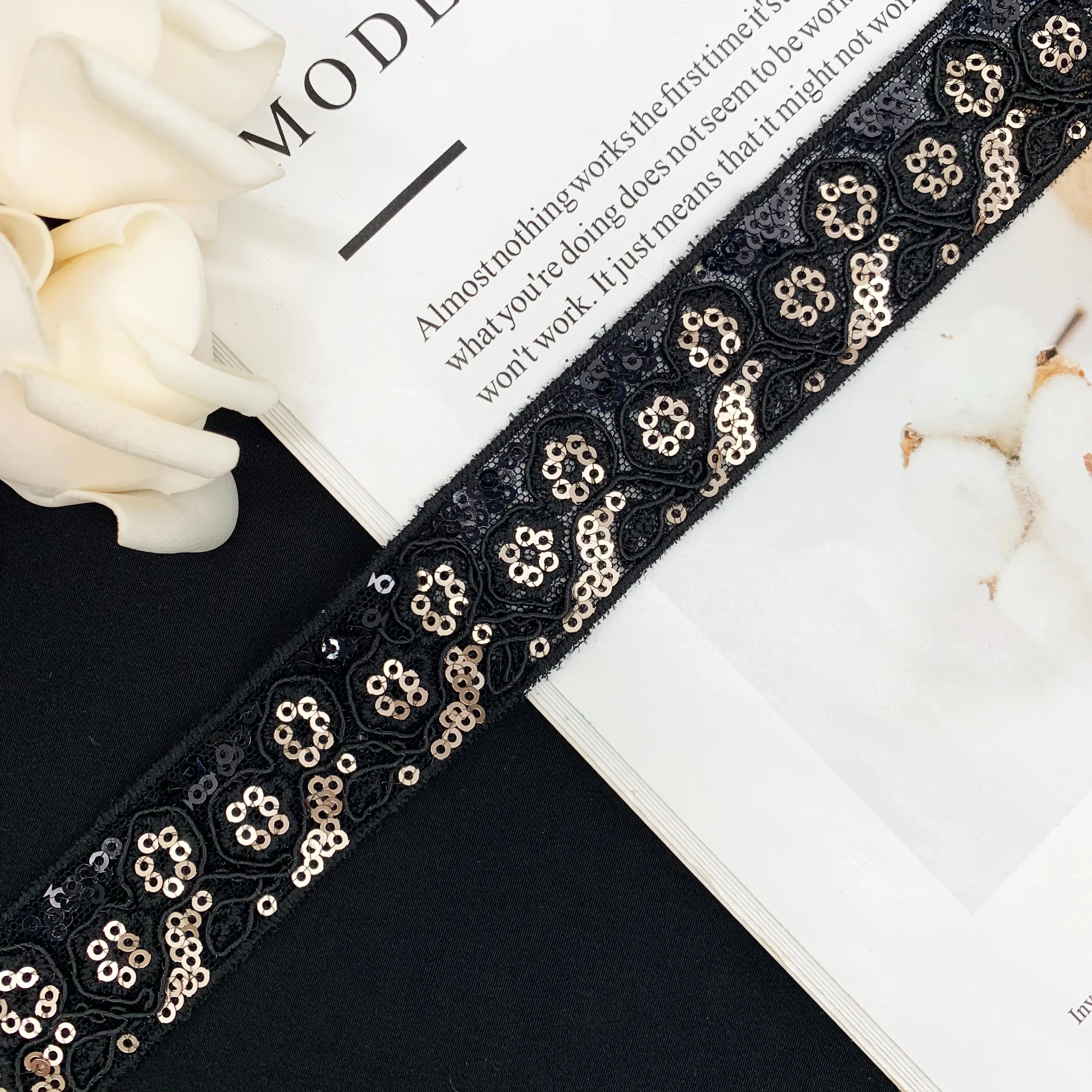 Sequin Tape NFD12A366-1
